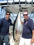 Braden & Daniel USA 09 217 July 2009 Stellwagen bank 200 lb tuna-72-6